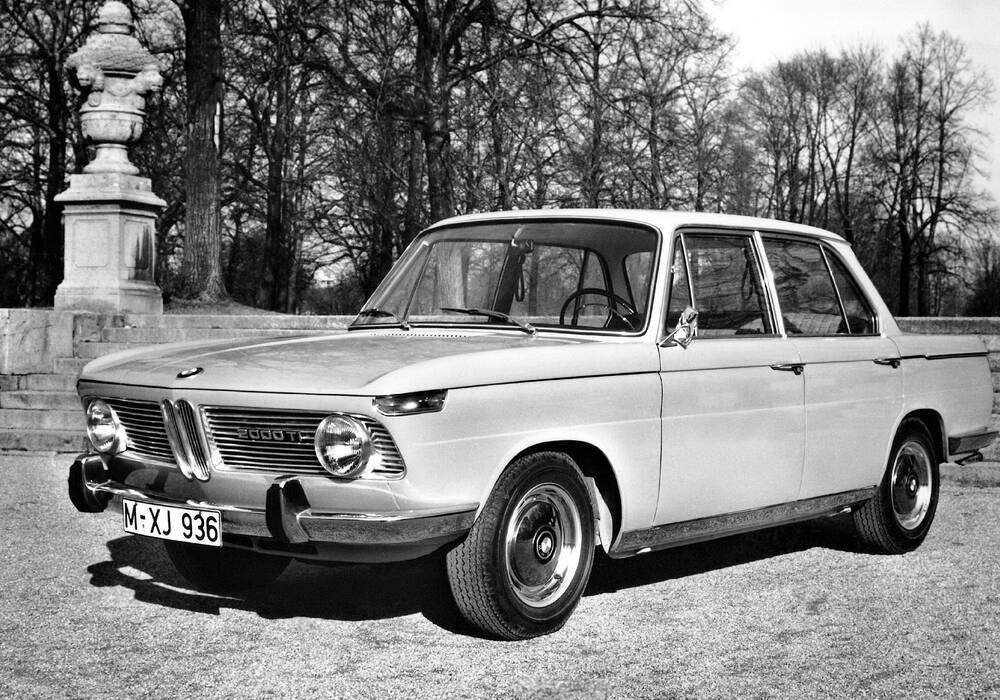Fiche technique BMW 2000 Ti (E121) (1966-1968)