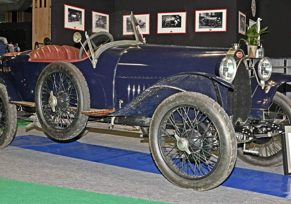 Fiche technique Bugatti Type 23 Brescia Boattail Roadster (1924-1926)