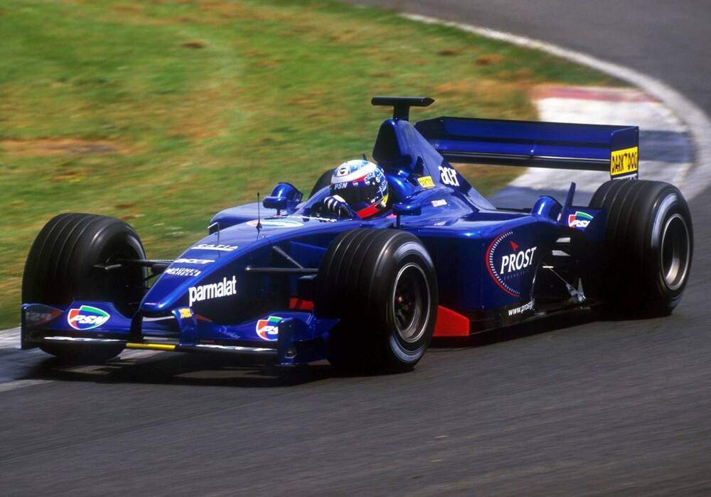 Fiche technique Prost AP04 (2001)