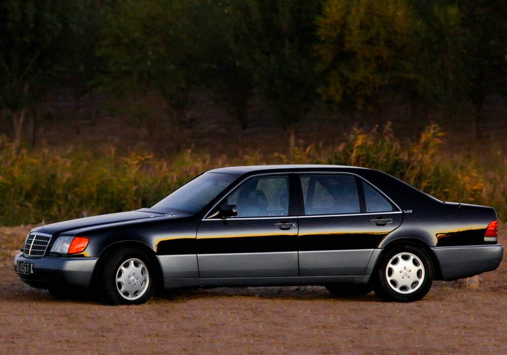 Fiche technique Mercedes-Benz S 600 Limousine (V140) (1993-1995)