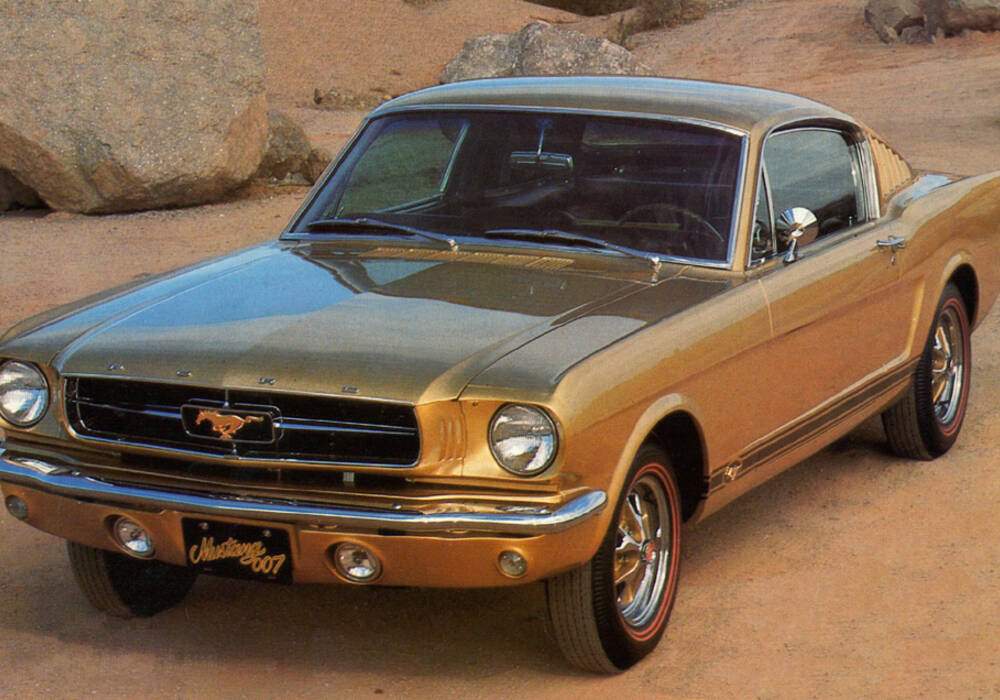 Fiche technique Voitures de films : Ford Mustang Fastback &quot;The Goldfinger&quot; (1964)