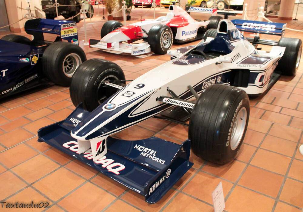 Fiche technique Williams FW22 (2000)