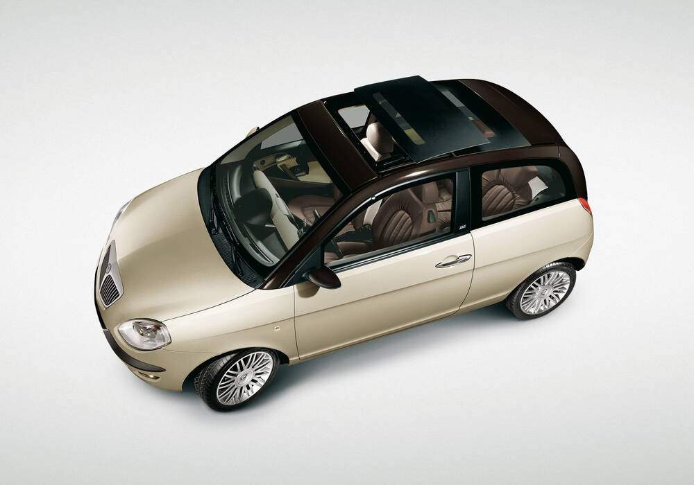 Fiche technique Lancia Ypsilon 1.4 16v &laquo; Centenario &raquo; (2006)