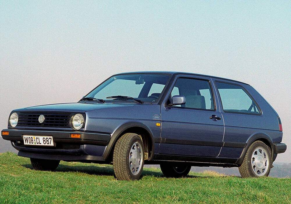 Fiche technique Volkswagen Golf II 1.8 (Typ 1G) &laquo; 10 Millionen &raquo; (1988-1989)