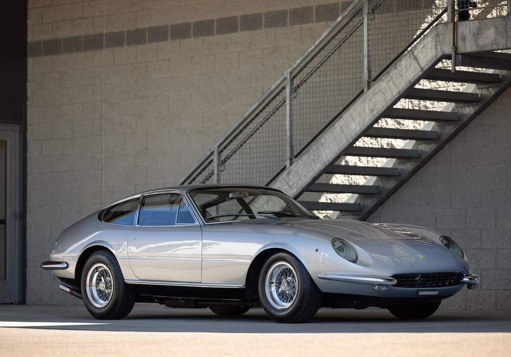 Fiche technique Ferrari 275 GTB/4 &quot;Daytona&quot; Prototipo (1968)