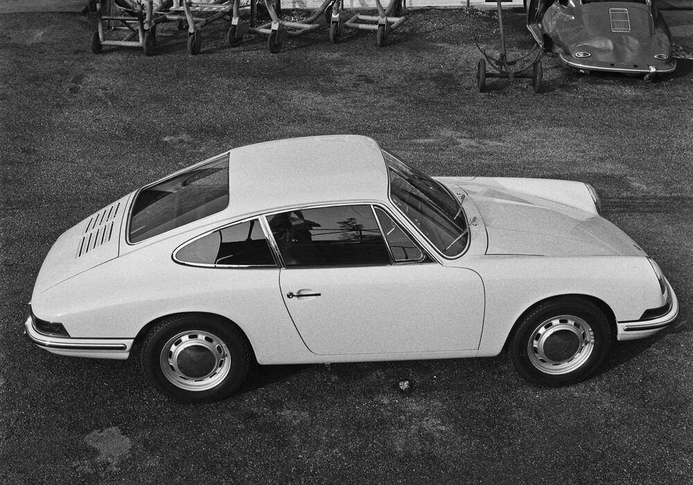 Fiche technique Porsche 901 Coup&eacute; Prototyp &quot;Fledermause&quot; (1962)