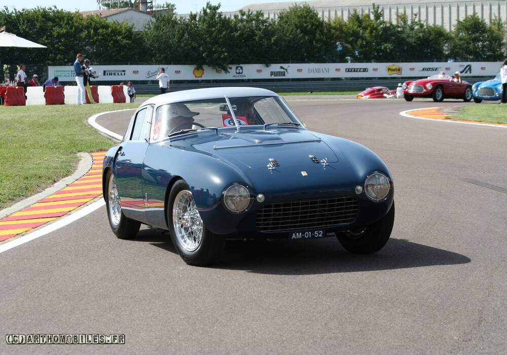 Fiche technique Ferrari 166 MM/53 Berlinetta Pininfarina (1953)