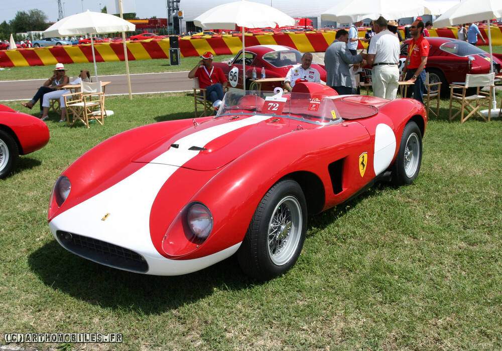 Fiche technique Ferrari 500 TR (1956)