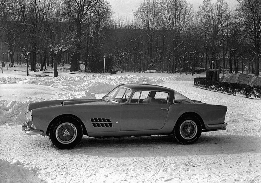 Fiche technique Ferrari 410 Superamerica S&eacute;ries I Coup&eacute; Pininfarina (1955-1956)