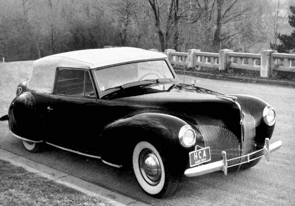 Fiche technique Lincoln Continental Convertible 292ci 120 (1940-1941)