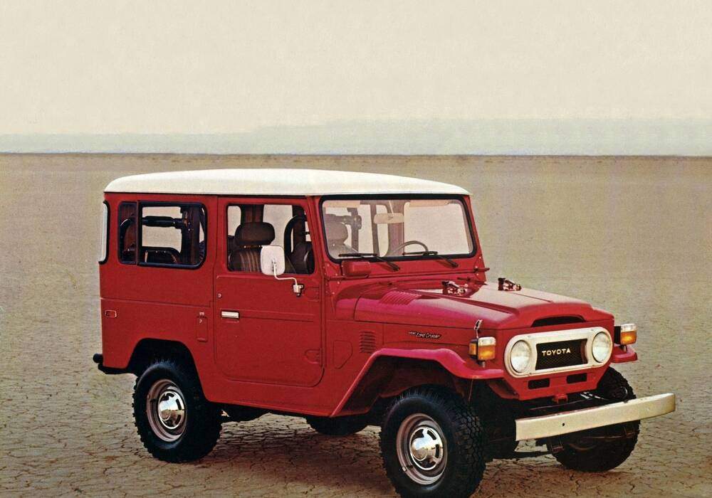 Fiche technique Toyota Land Cruiser J40 4.2 (1975-1984)