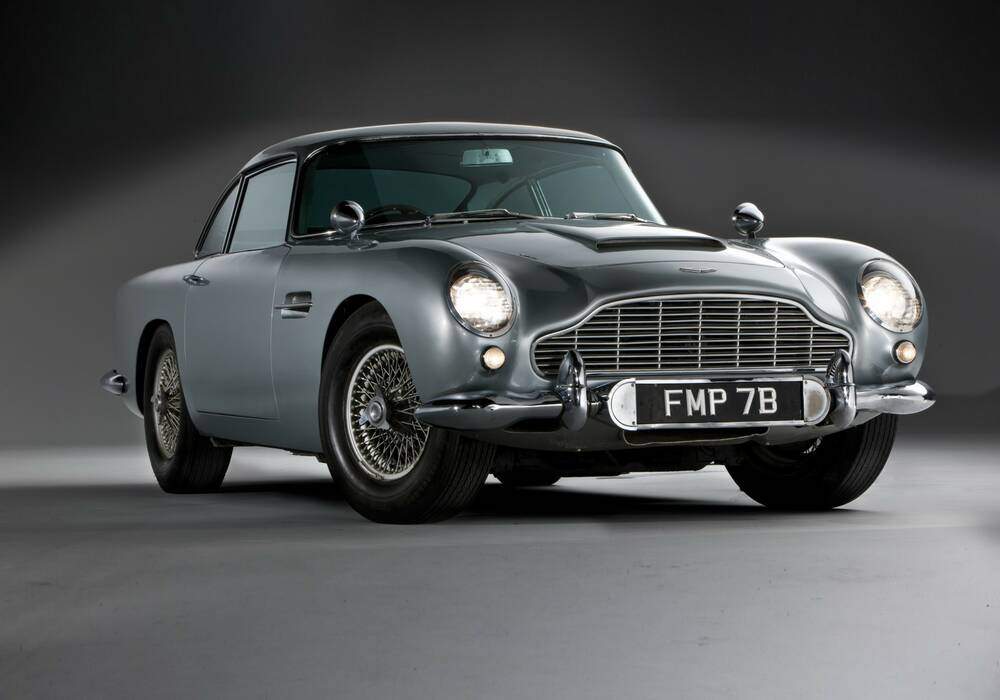 Fiche technique Voitures de films : Aston Martin DB5 James Bond Edition (1964)