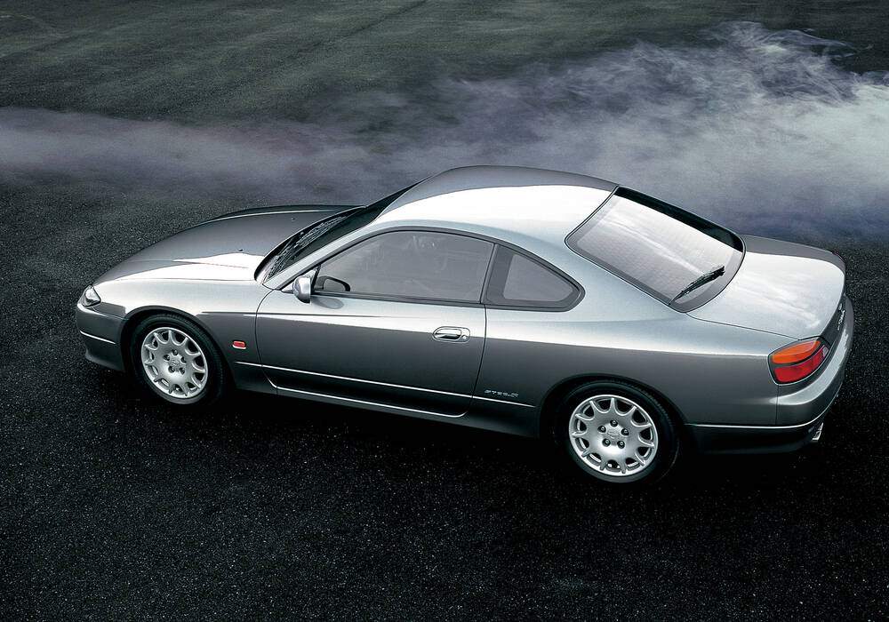Fiche technique Nissan Silvia VII Spec-S (S15) (1999-2002)
