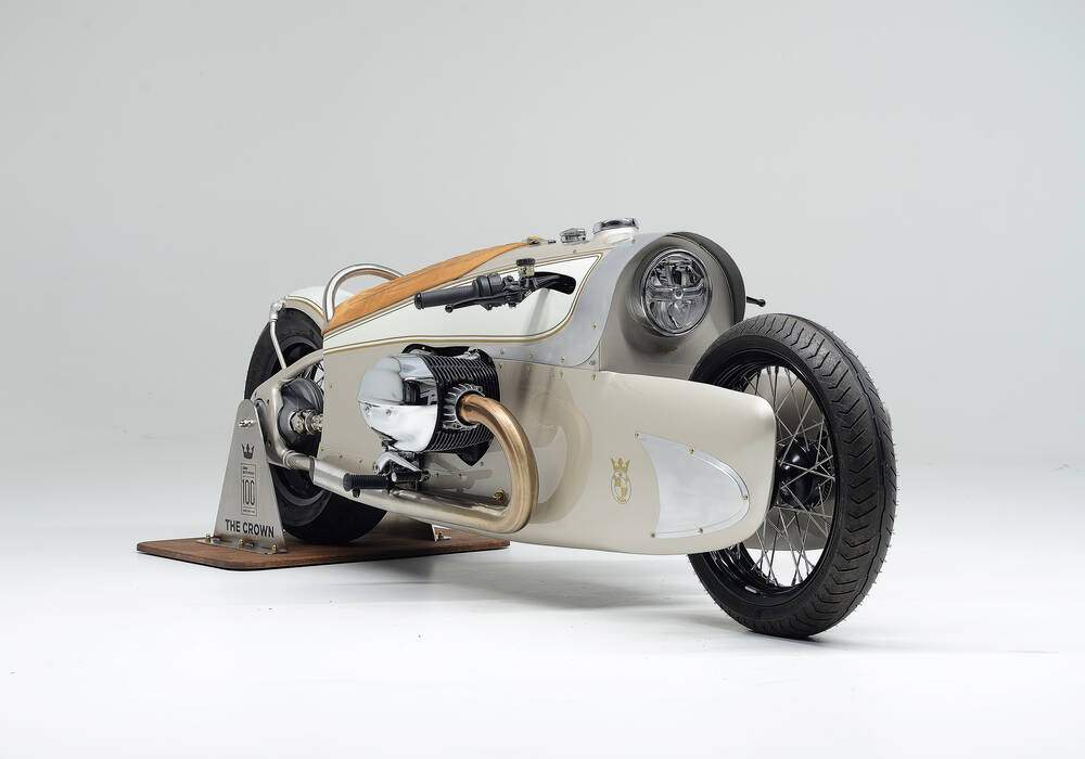 Fiche technique BMW R 18 The Crown by Kingston Custom (2023)