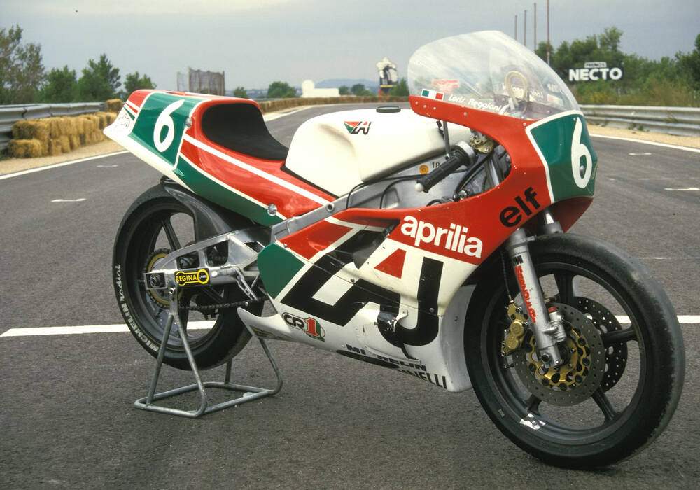 Fiche technique Aprilia AF1 250 (1985-1990)