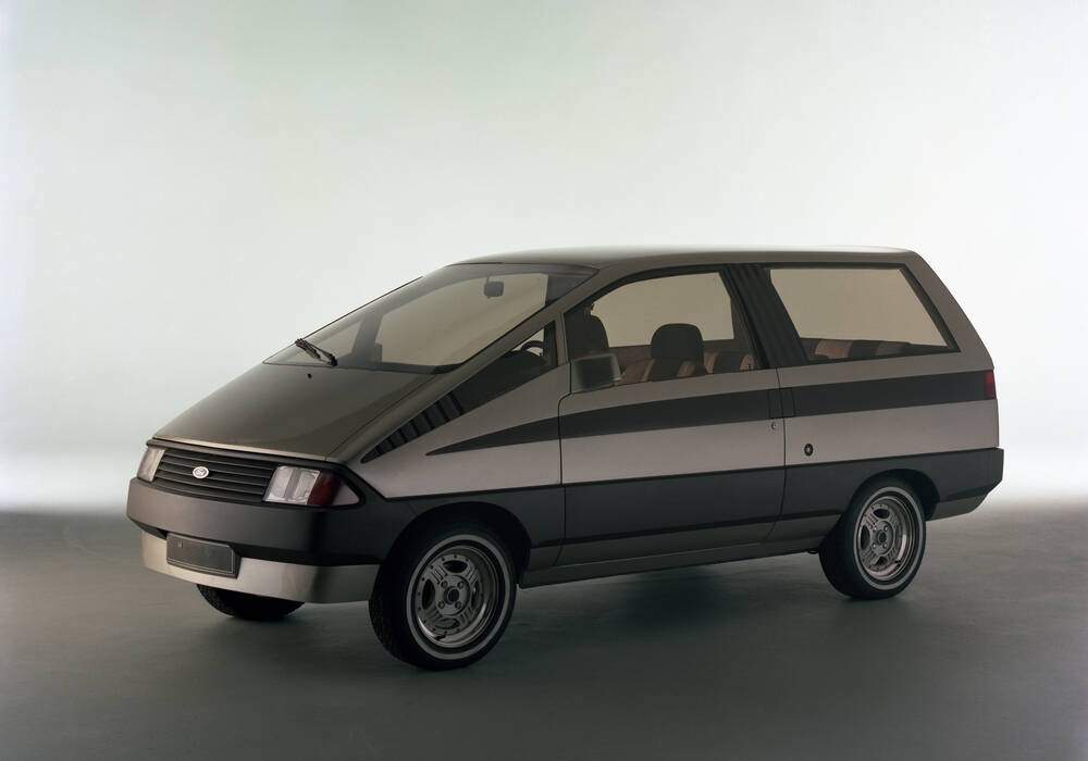 Fiche technique Ford Aerovan Concept (1981)