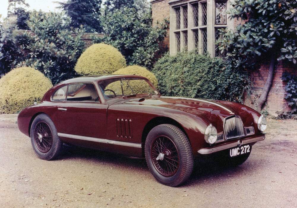 Fiche technique Aston Martin DB2 Prototype (1949)
