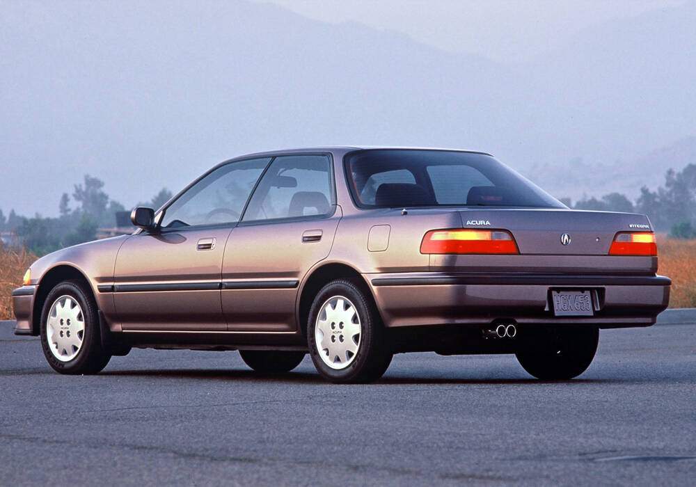 Fiche technique Acura Integra II 1.8 (1992-1993)