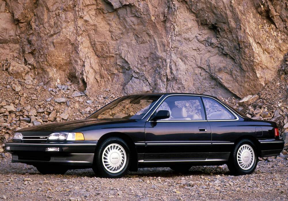 Fiche technique Acura Legend Coup&eacute; 2.7 V6 (1987-1990)