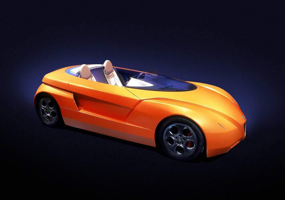 Fiche technique Alfa Romeo Centauri Spider Concept (1999)
