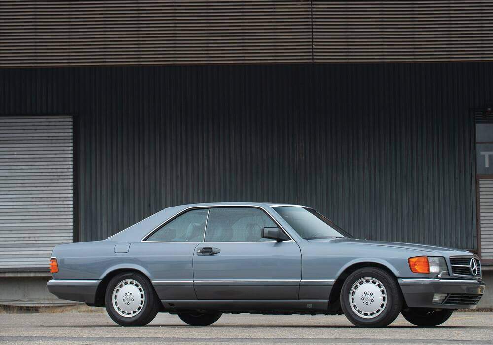 Fiche technique Mercedes-Benz 560 SEC (C126) (1989-1990)