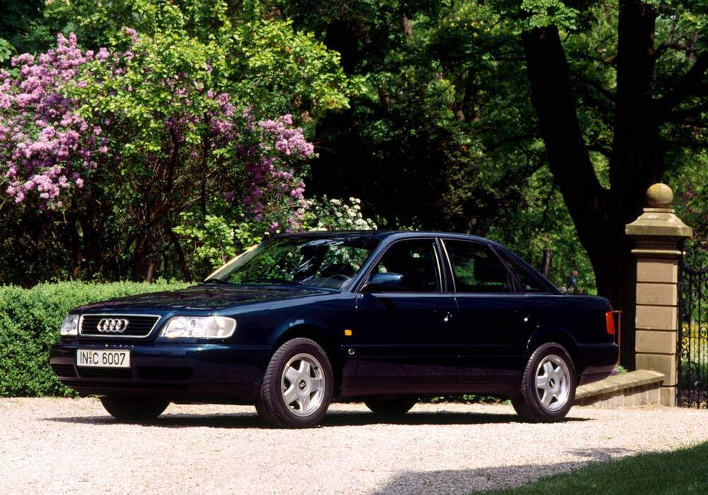 Fiche technique Audi A6 1.9 TDI 90 (C4) (1995-1997)
