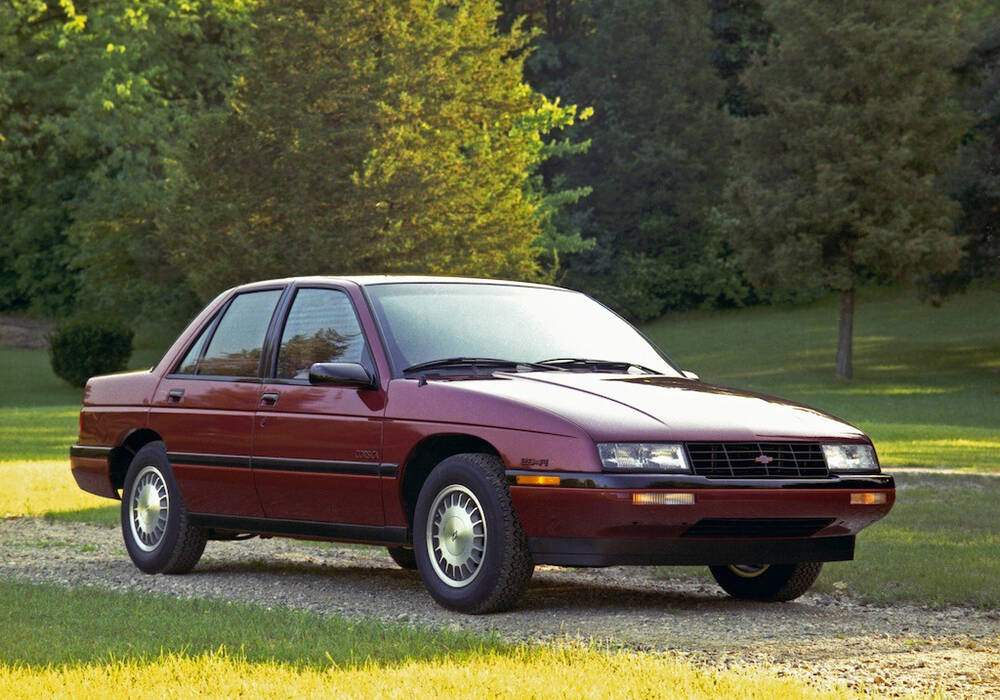 Fiche technique Chevrolet Corsica 2.2i (1986-1995)