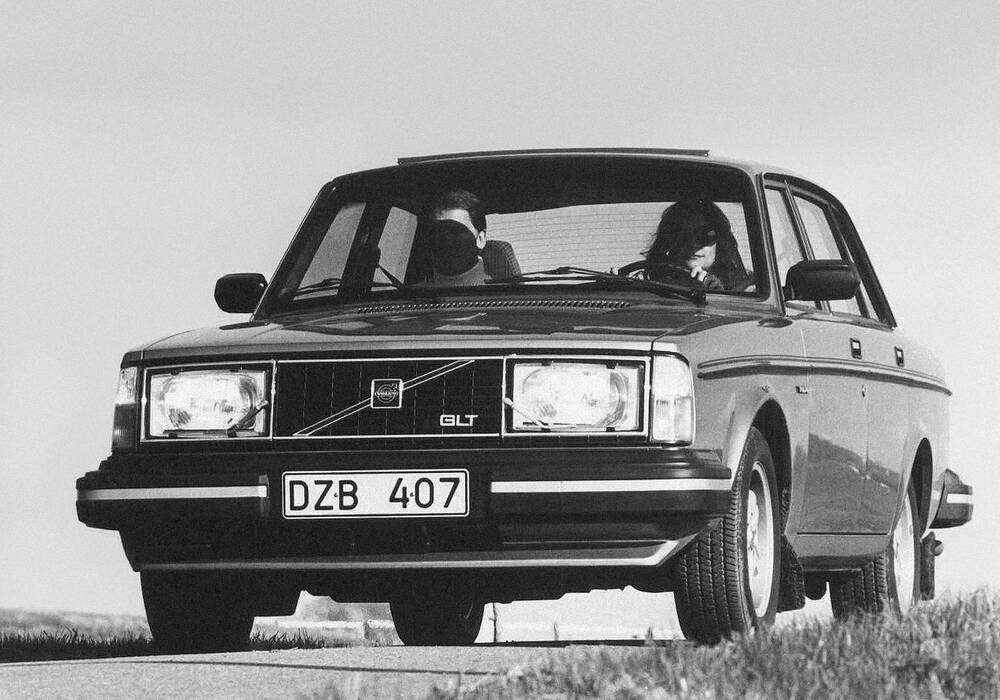 Fiche technique Volvo 244 2.0 (1980-1983)