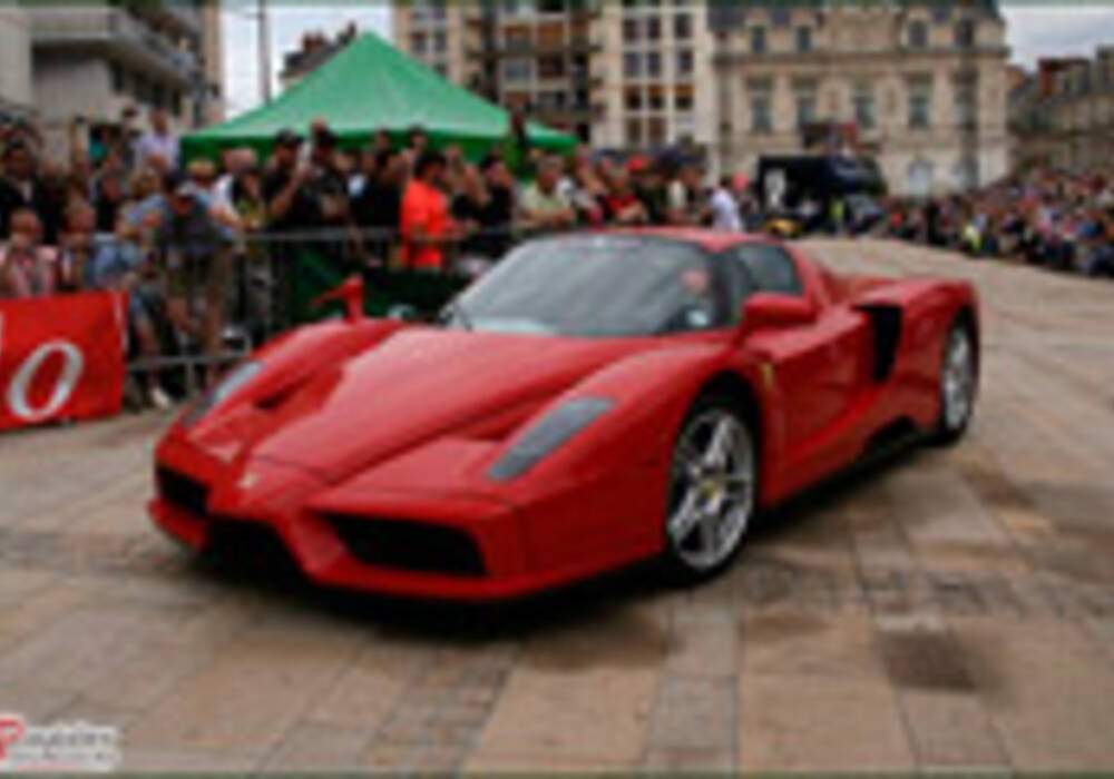 24 heures du Mans, la parade : Ferrari Enzo