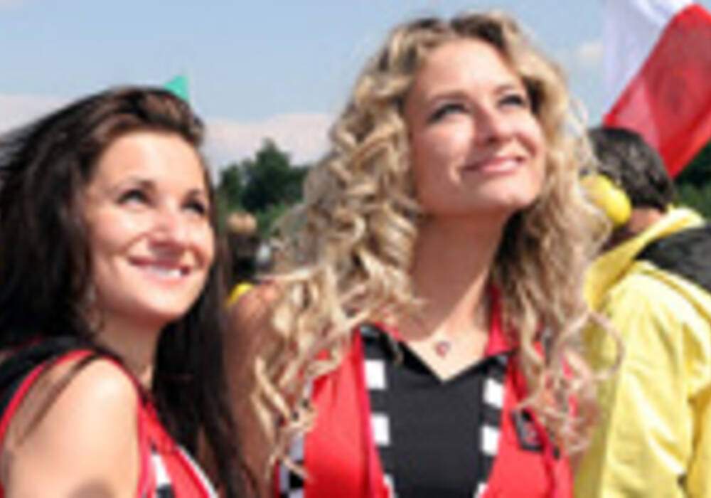 WTCC : les girls de Brno en R&eacute;publique Tch&egrave;que