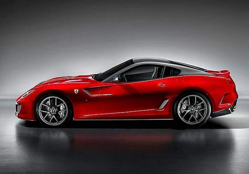 Ferrari 599 GTO, les premi&egrave;res vid&eacute;os en piste