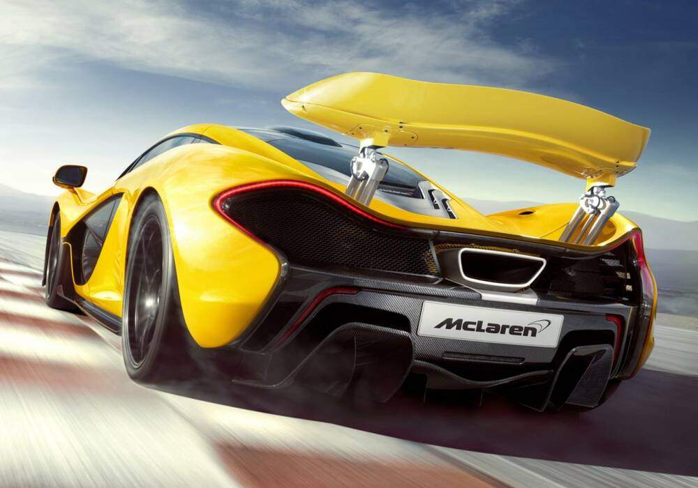 McLaren d&eacute;voile la P1