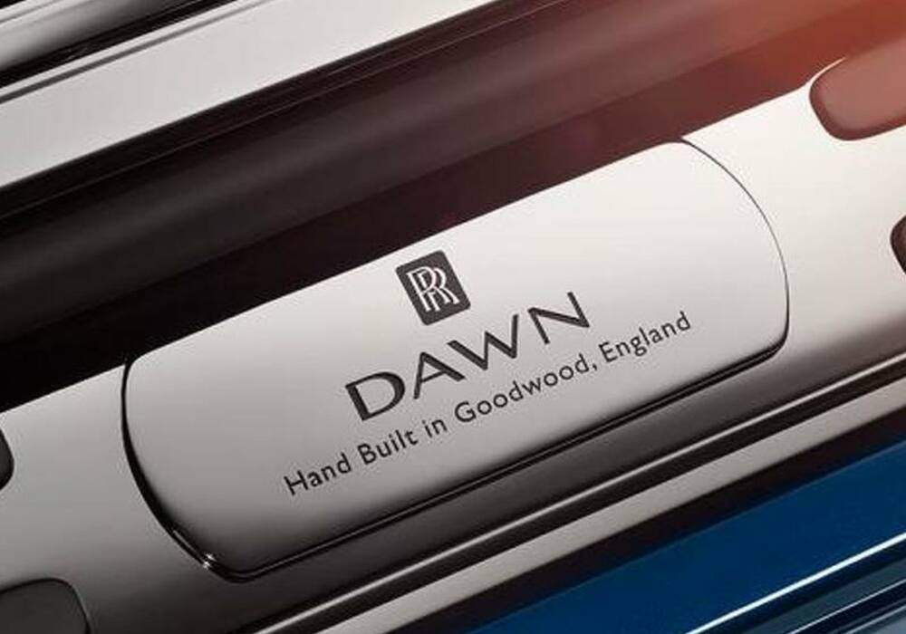 Triple teaser pour la Rolls-Royce Dawn
