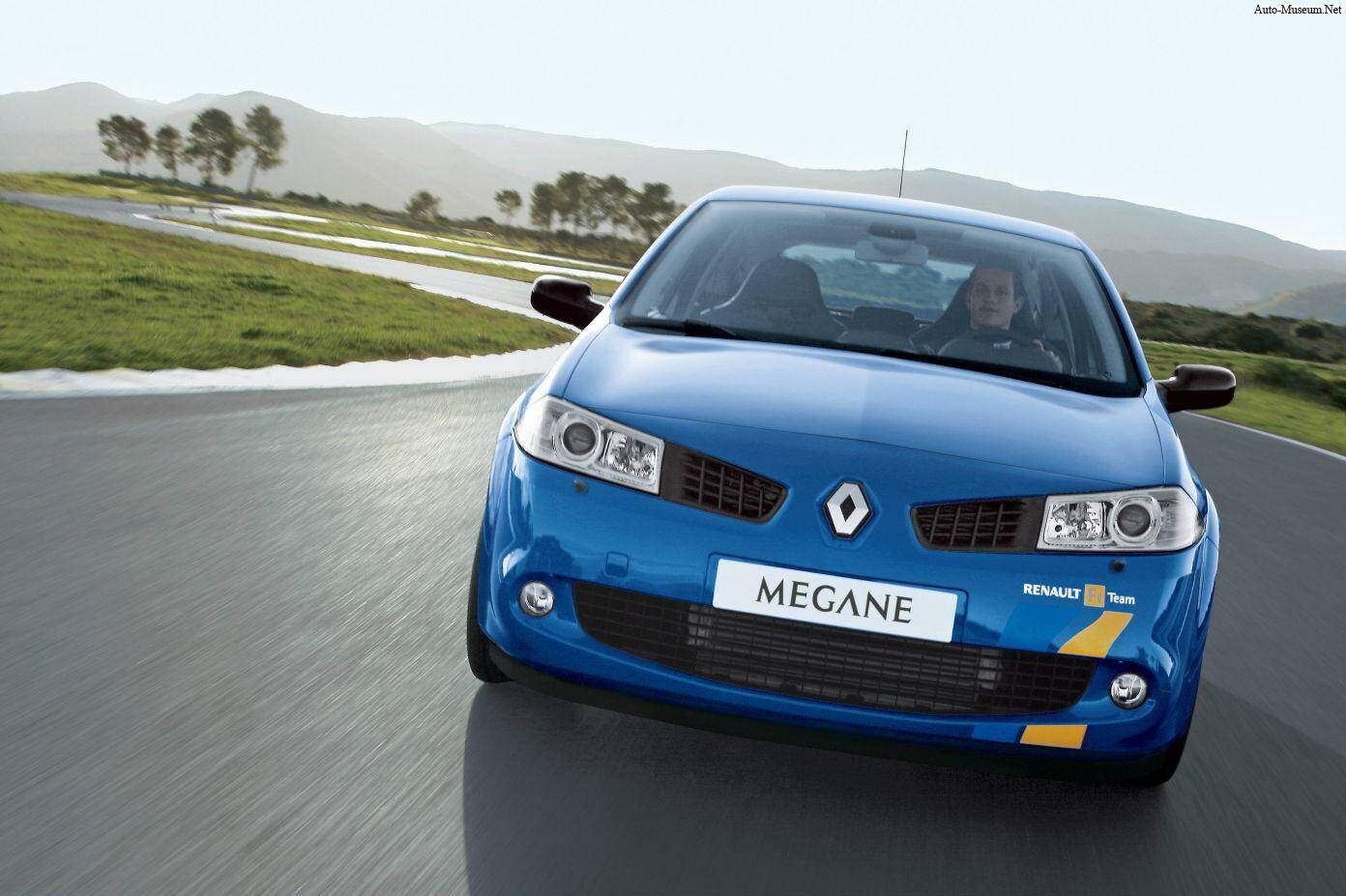 Renault Megane II RS (Typ M) « F1 Team » (2006),  ajouté par nothing