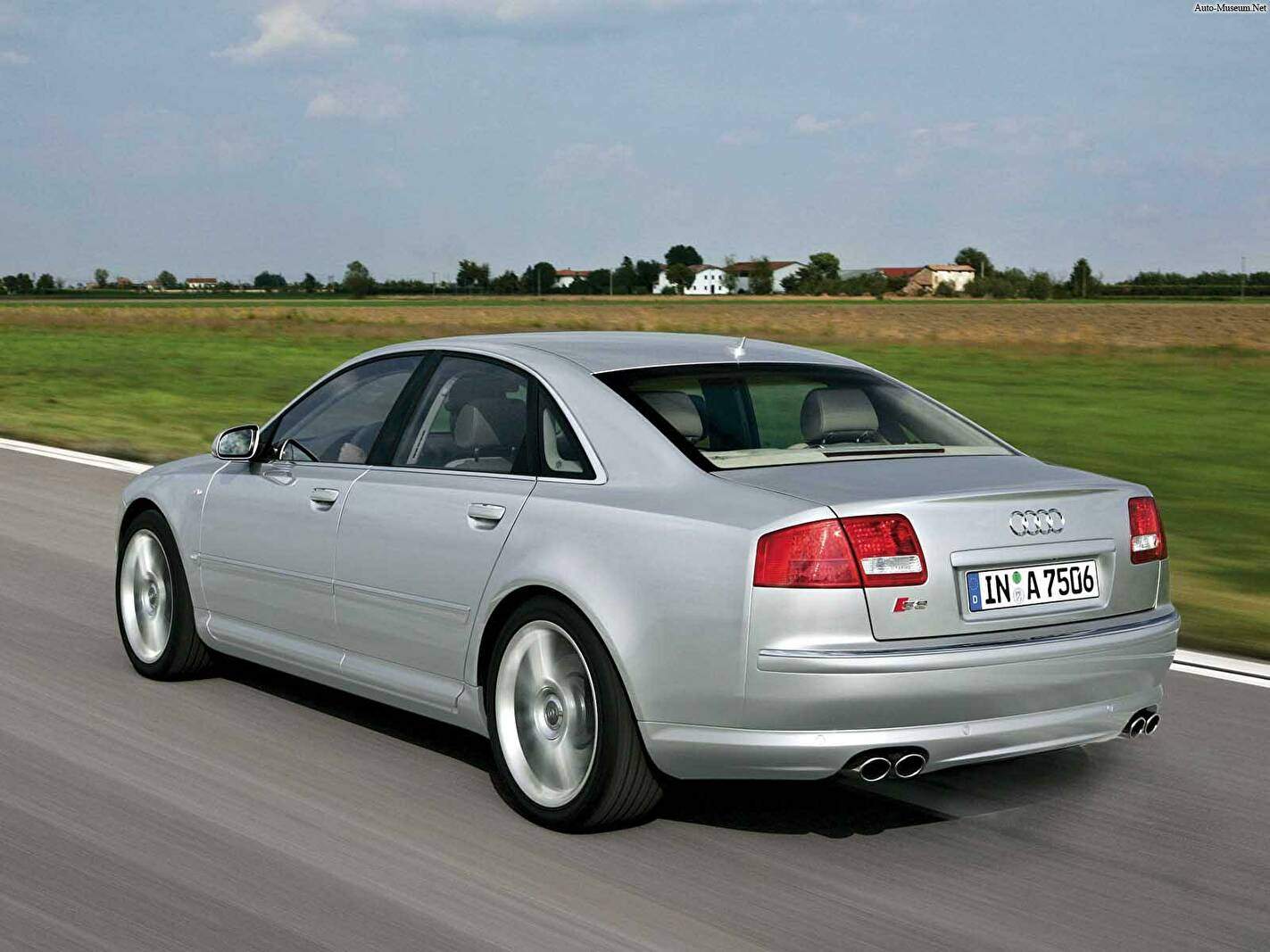 Audi S8 II (D3) (2006-2011),  ajouté par lioenzo