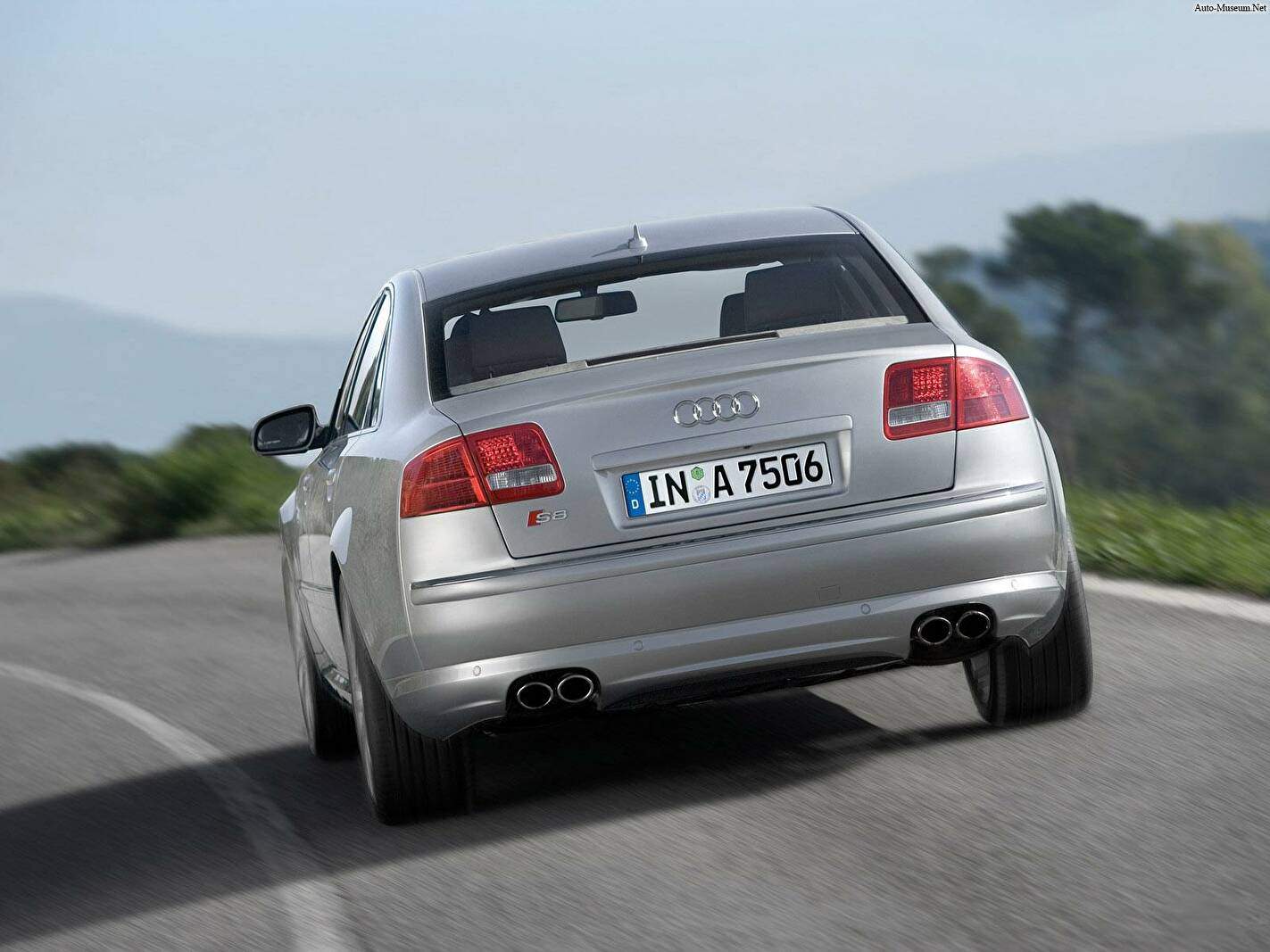 Audi S8 II (D3) (2006-2011),  ajouté par lioenzo