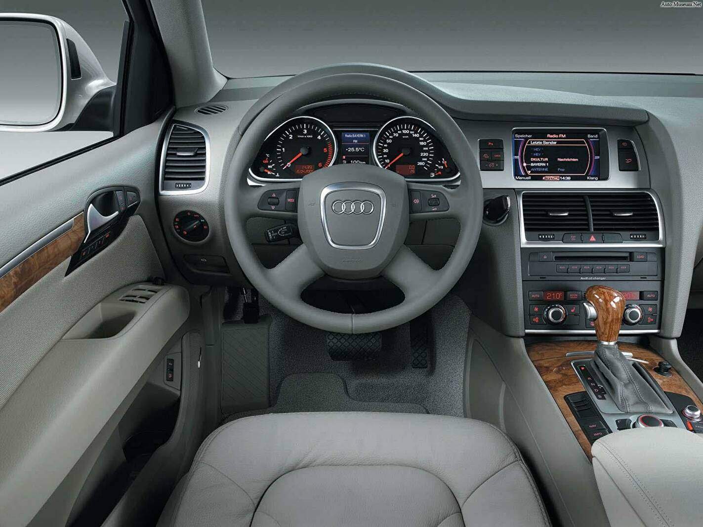 Audi Q7 4.2 FSI 350 (4L) (2006-2010),  ajouté par lioenzo