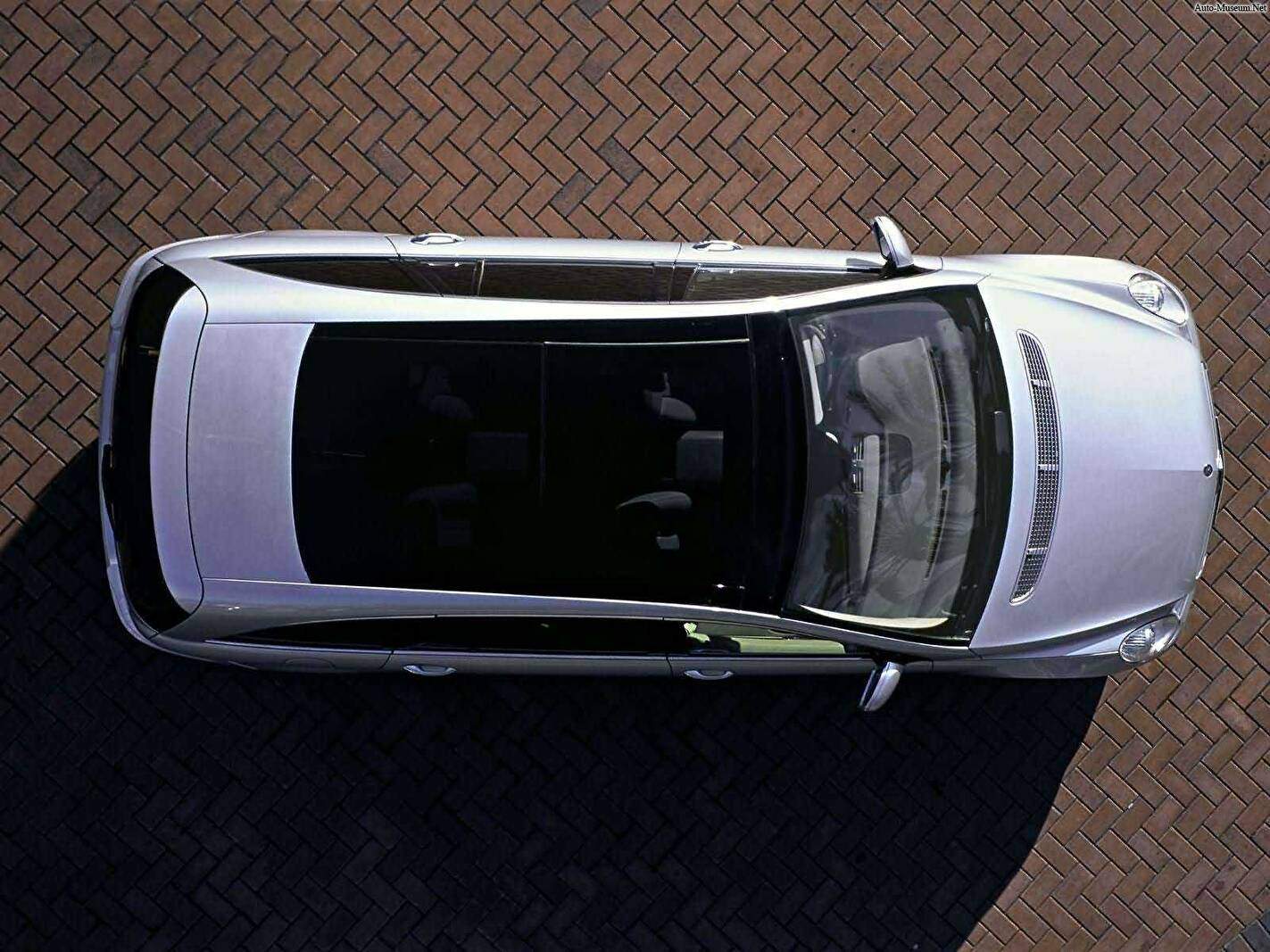 Mercedes-Benz R 320 CDI (W251) (2007-2009),  ajouté par lioenzo