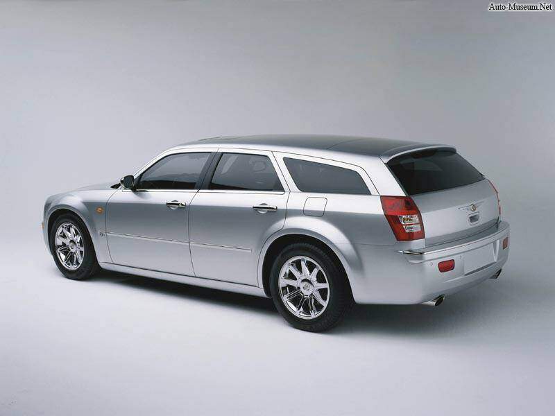 Chrysler 300C Touring Concept (2003),  ajouté par fox58
