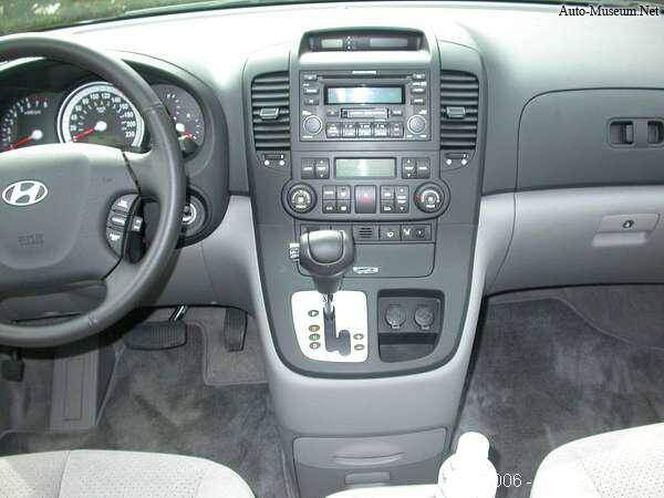 Hyundai Entourage 3.8 V6 (2006-2009),  ajouté par Nikars