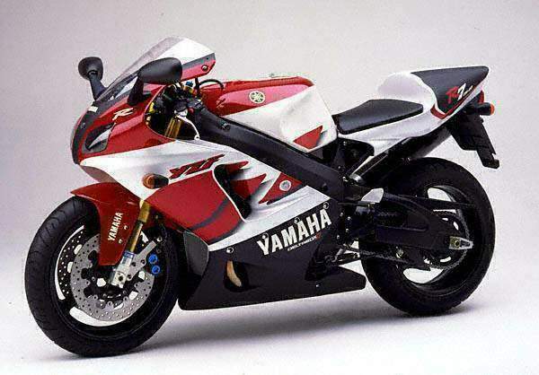 Yamaha YZF 750 R7 (1999),  ajouté par axel27