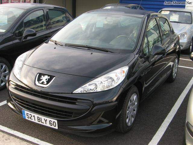 Peugeot 207 1.6 HDi 90 (2006-2012),  ajouté par nicolasv94