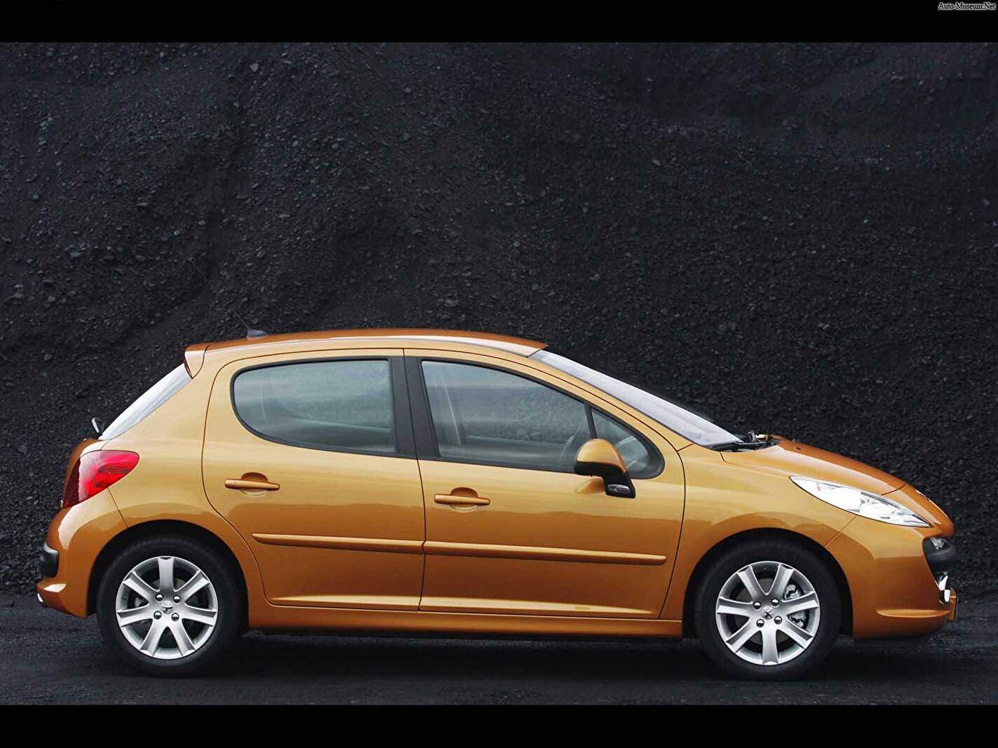 Peugeot 207 1.6 HDi 90 (2006-2012),  ajouté par lioenzo