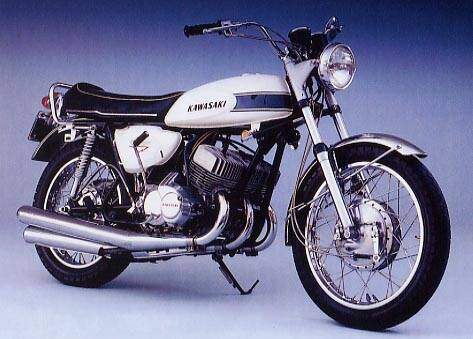 Kawasaki H1 500 mach III (1968-1976),  ajouté par nothing