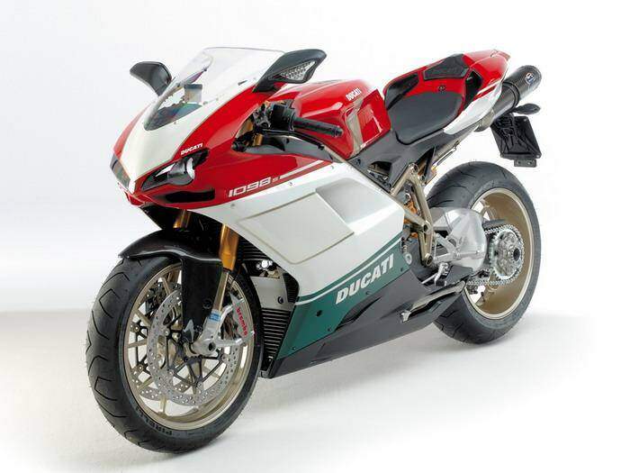 Ducati 1098 S Tricolore (2007),  ajouté par nothing
