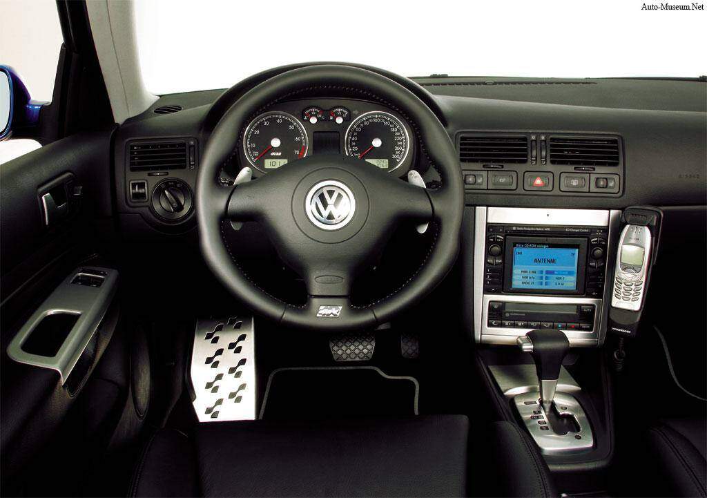Volkswagen Golf IV R32 (Typ 1J) (2002-2003),  ajouté par gtipower