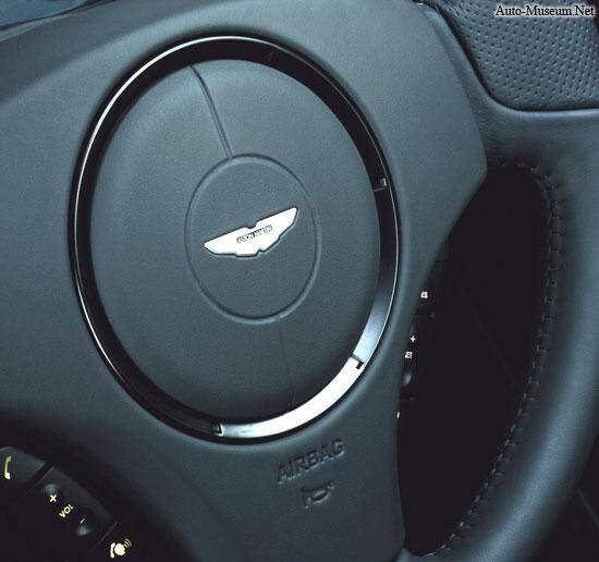 Aston Martin DBS (2007-2012),  ajouté par caillou