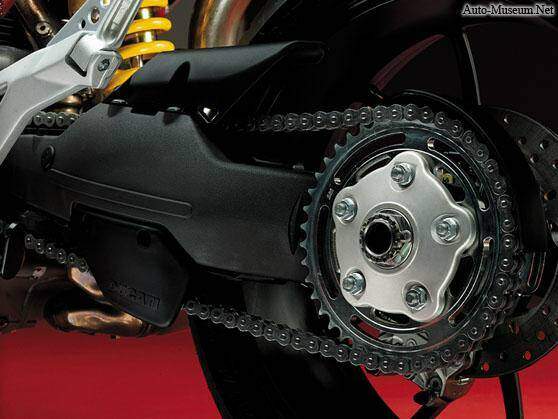 Ducati 1100 Hypermotard (2007),  ajouté par MissMP