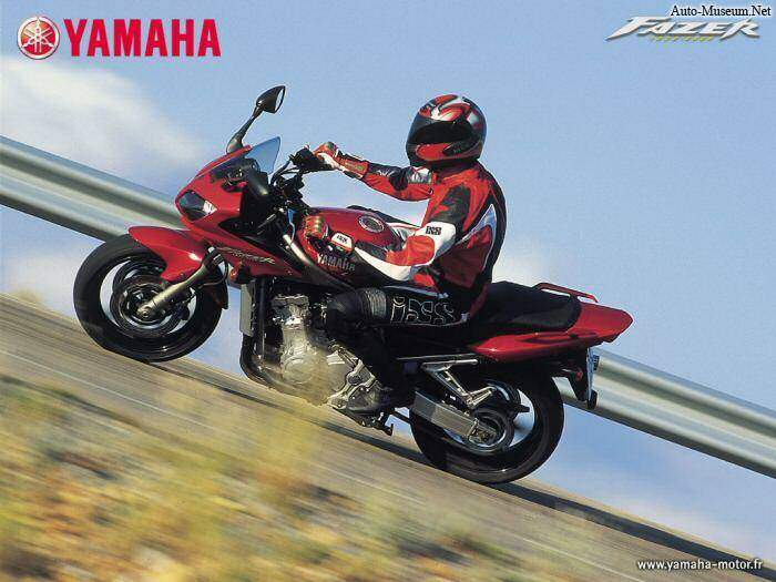 Yamaha FZS 1000 Fazer (2001-2005),  ajouté par nothing