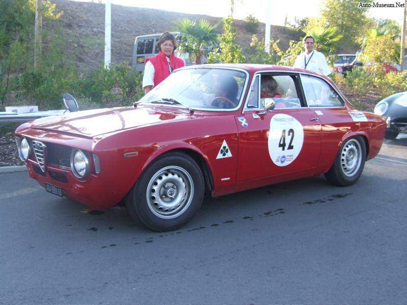 Alfa Romeo Giulia 1600 GTA (1965-1969),  ajouté par manudup